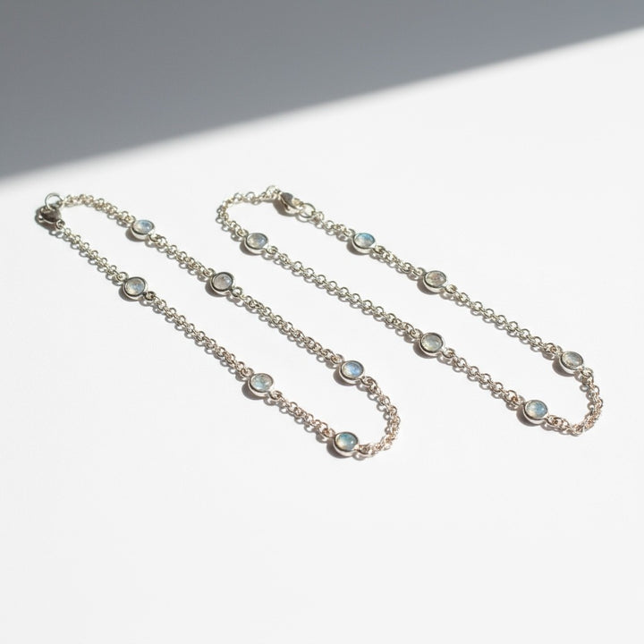 Bracelet Orbis mit Regenbogen Mondstein