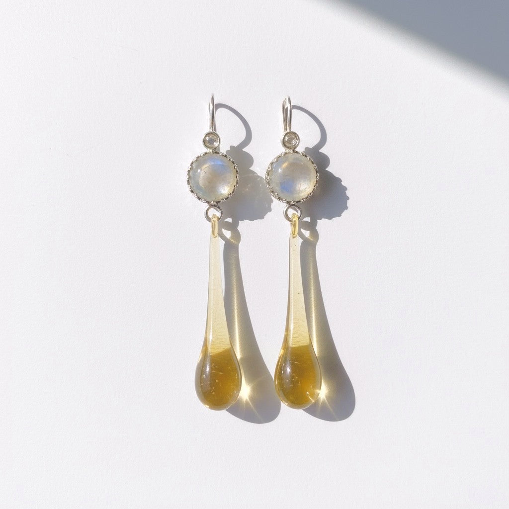 Ohrhänger „Garden of Delight“ in zarten gelb und blau Tönen