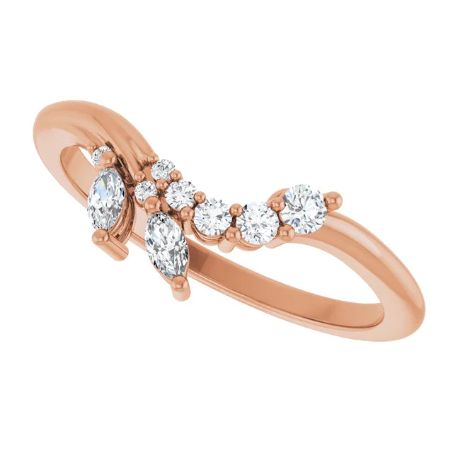 Floraler Ring mit zwei Marquise & sieben eingearbeiteten Brillanten