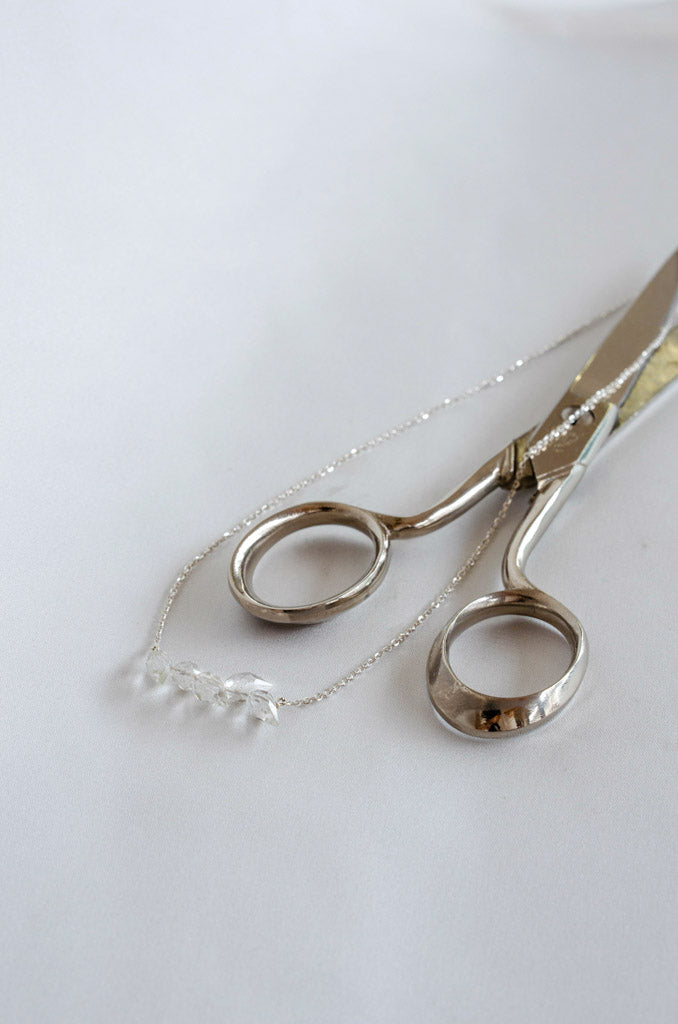 Jardin de Cristal - Collier aus Silber 925 mit facettierten Bergkristallblättern