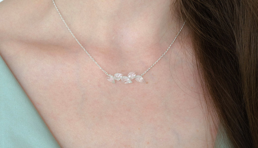 Jardin de Cristal - Collier aus Silber 925 mit facettierten Bergkristallblättern