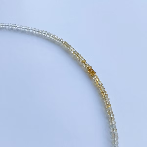 Loop mit Citrinkette