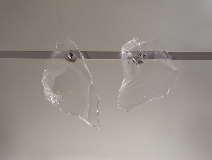 "very small inclusions" Flügelartige Glassplitter Ohrstecker mit Brillanten in Weissgold