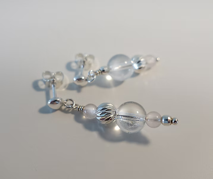 Ohrstecker „Pilula“ mit Bergkristall und Rosa Quarz